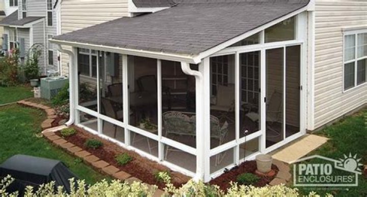 Can you convert a deck into a screened in porch?