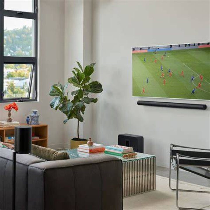 How do I start a Sonos system?