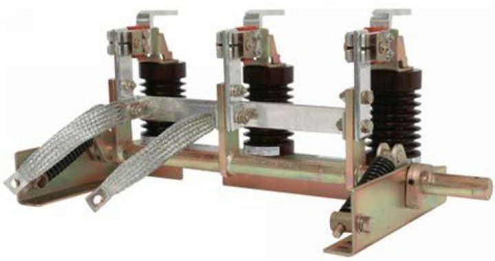 What is high speed earthing switch?